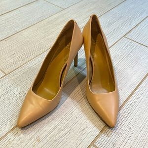 Ann Taylor nude leather heels - size 9.5